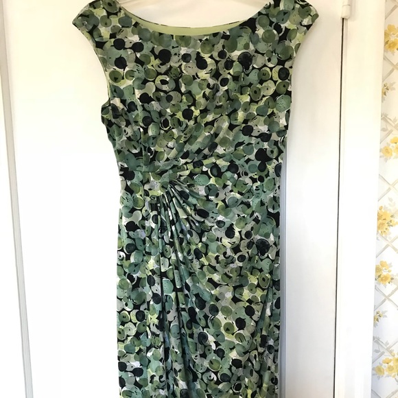 Dress - Picture 1 of 1